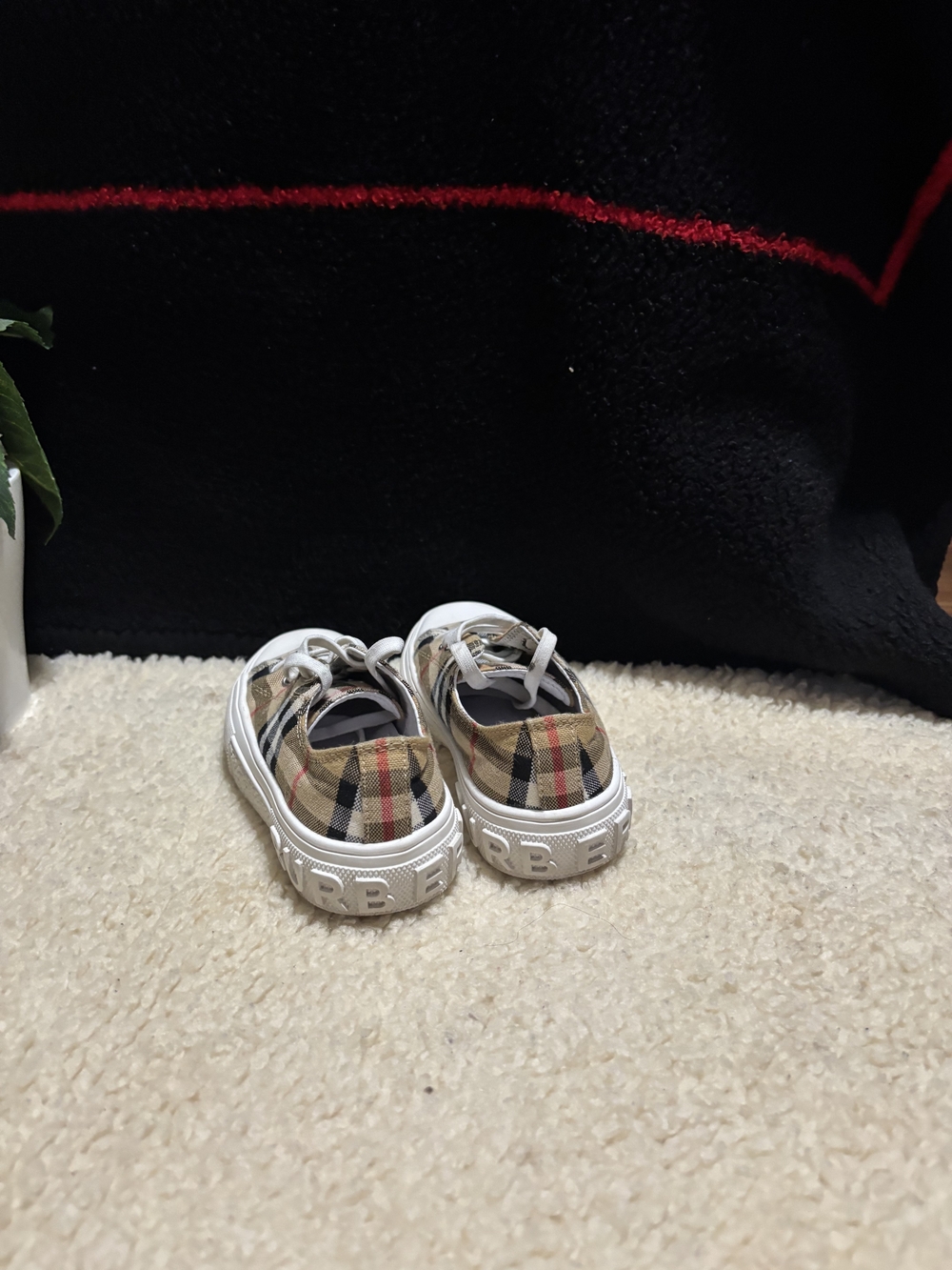 Burberry Kids Beige Check Lace-Up Sneaker Sz 28 - Picture 6 of 8